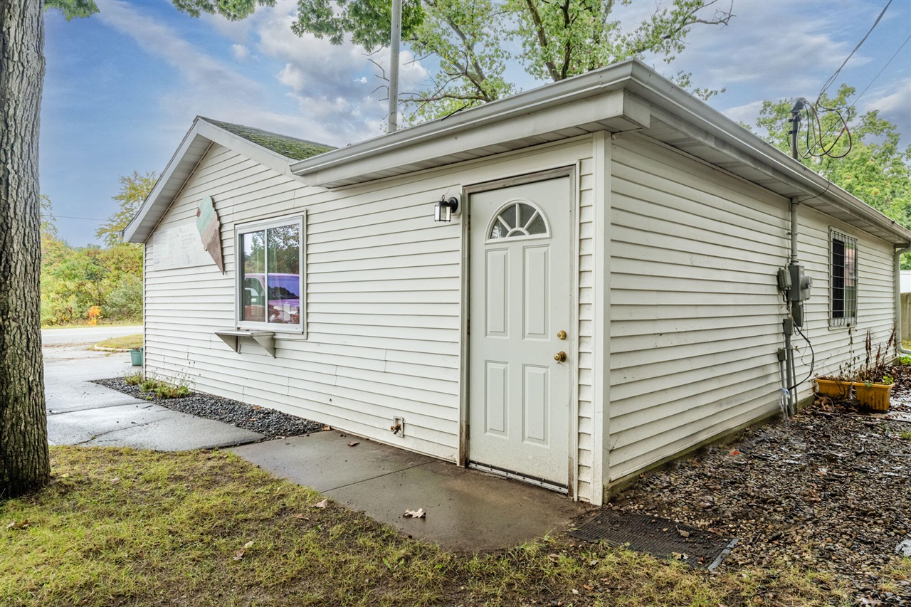 50463 M152, Dowagiac, MI, 49047