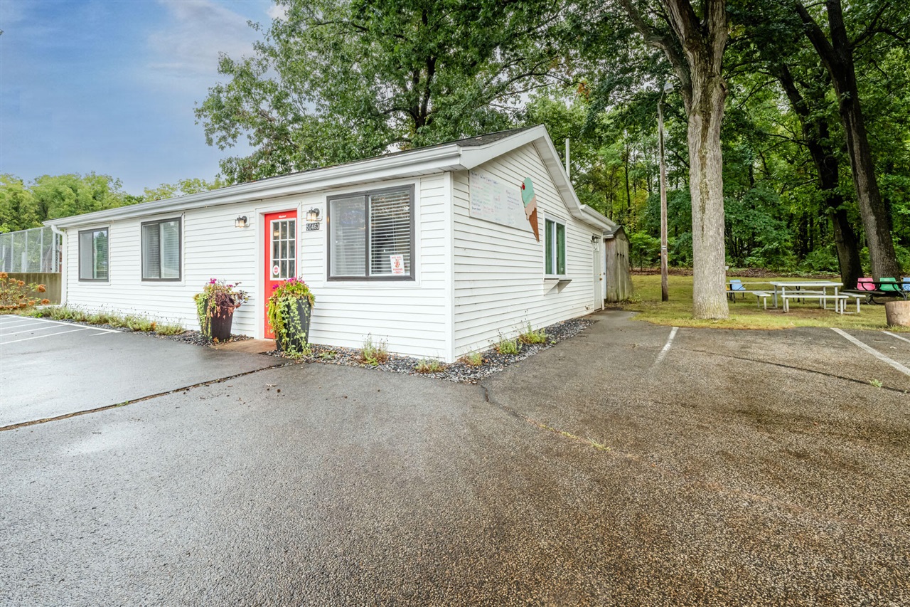 50463 M152, Dowagiac, MI, 49047