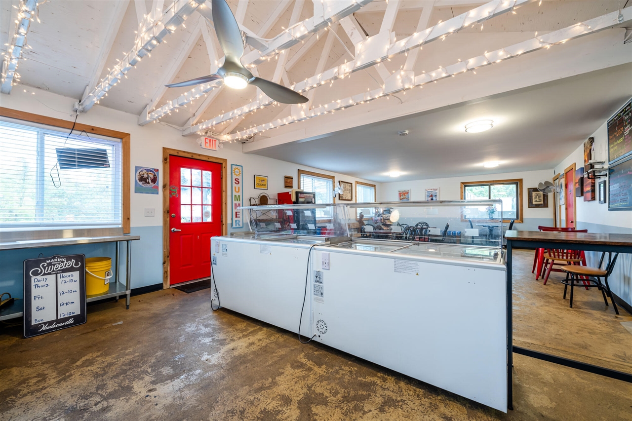 50463 M152, Dowagiac, MI, 49047