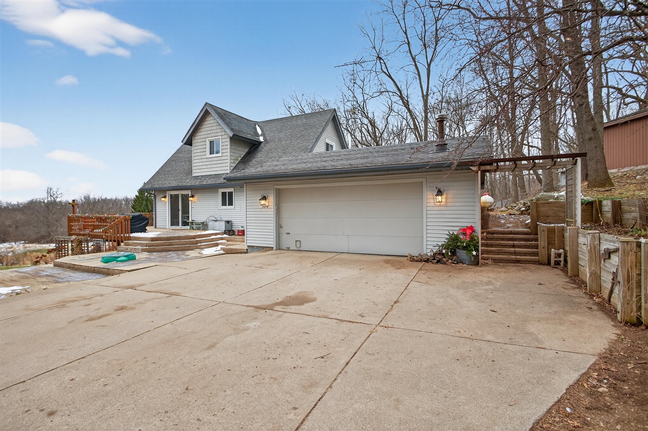 7870 Sears Road, Horton, MI, 49246-9513