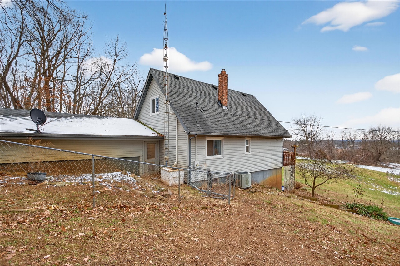 7870 Sears Road, Horton, MI, 49246-9513