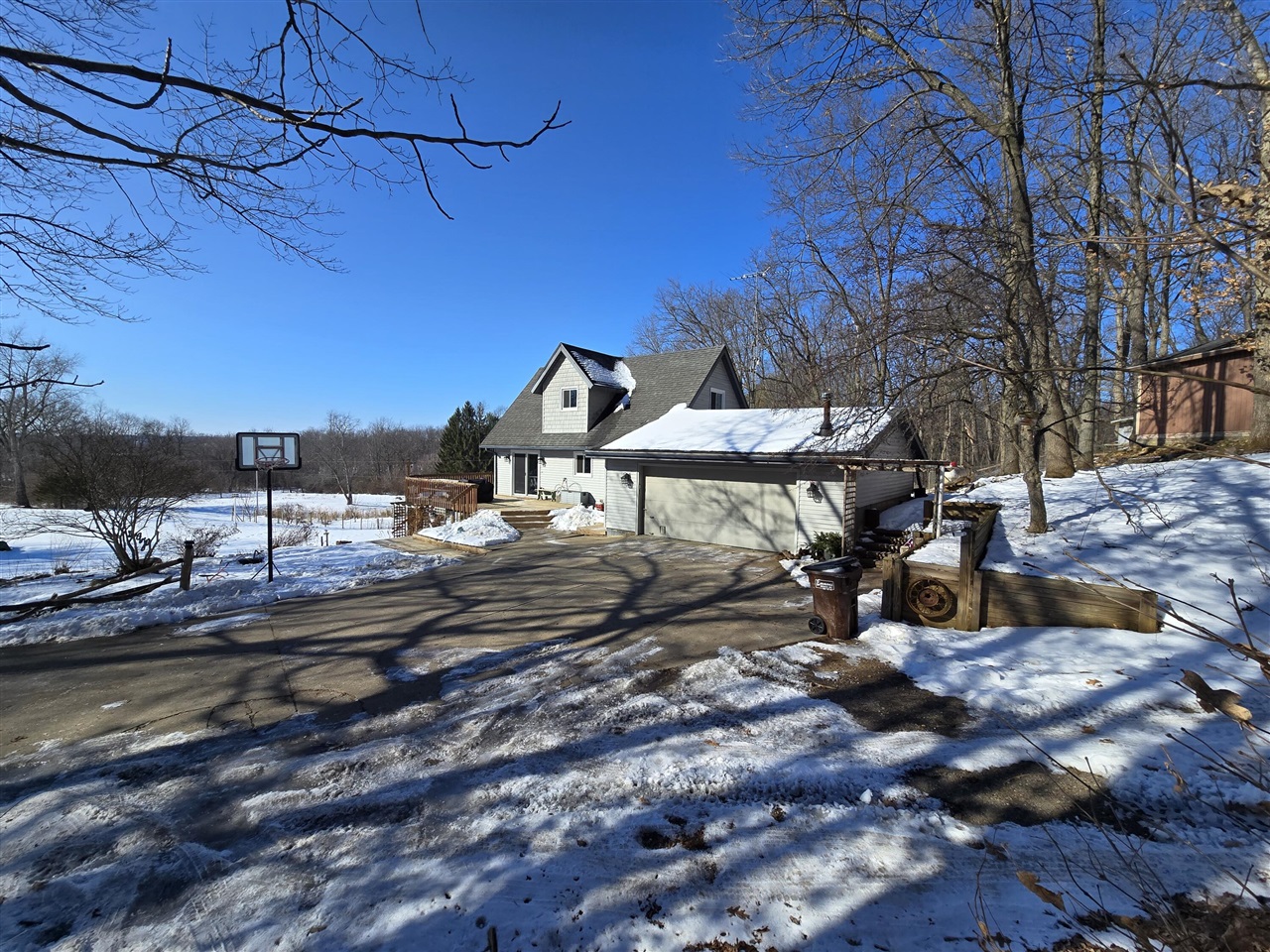 7870 Sears Road, Horton, MI, 49246-9513