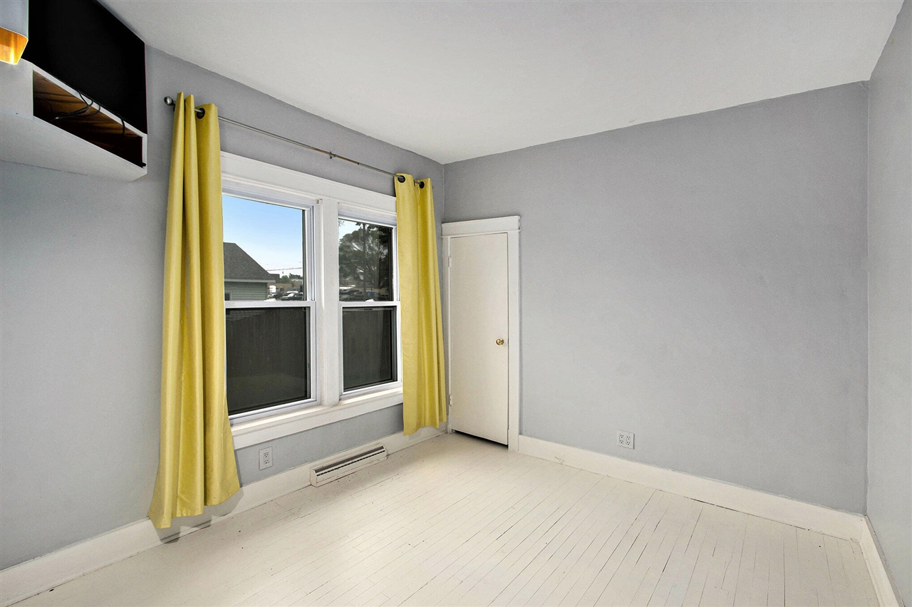 919 Lawndale Street, Ludington, MI, 49431-1927