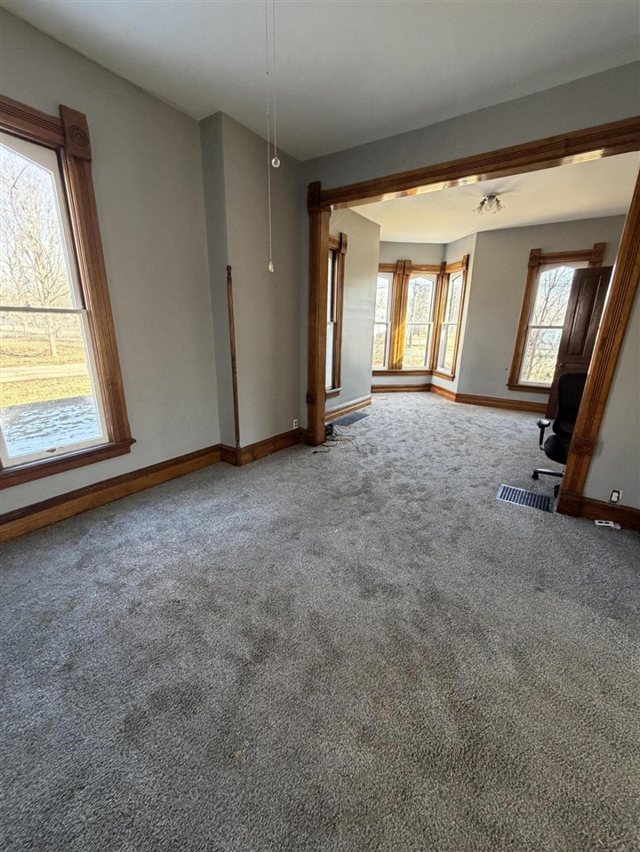235 N Nottawa Street photo 16