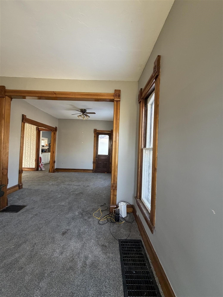 235 N Nottawa Street photo 19
