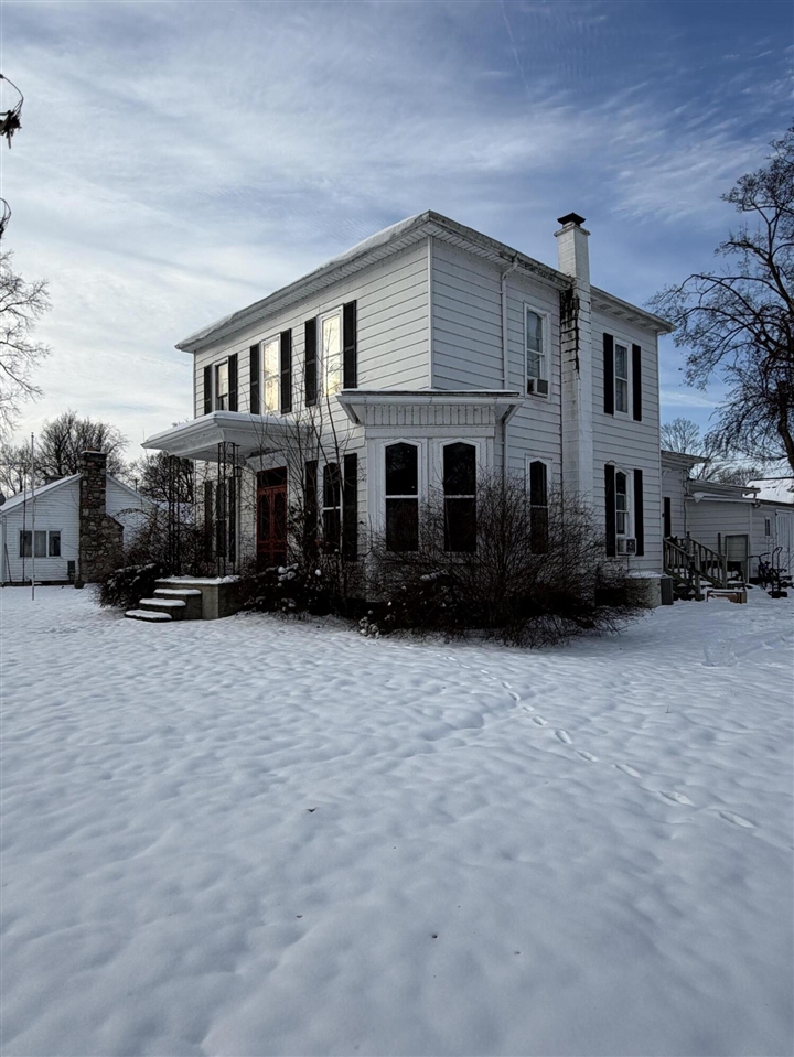 235 N Nottawa Street photo 3