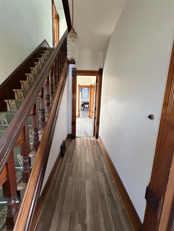 235 N Nottawa Street photo 21