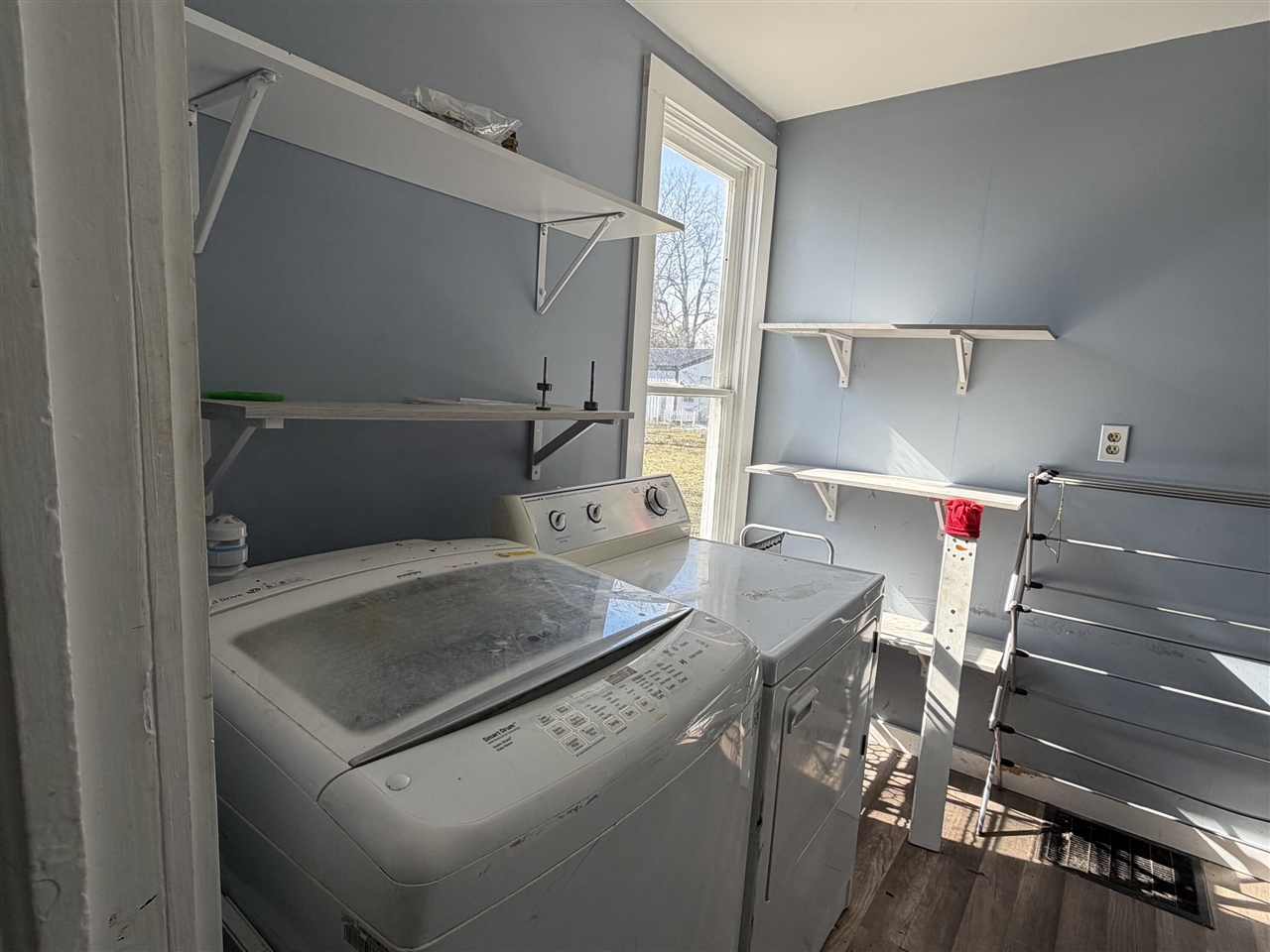 235 N Nottawa Street photo 9