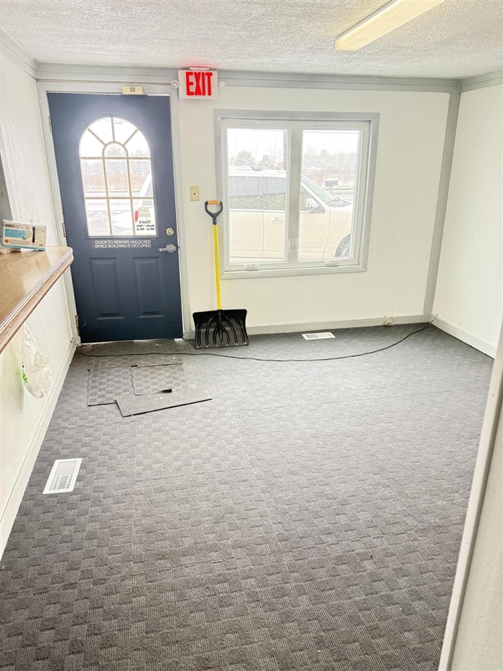 3639 E Apple Avenue, Muskegon, MI, 49442-2752