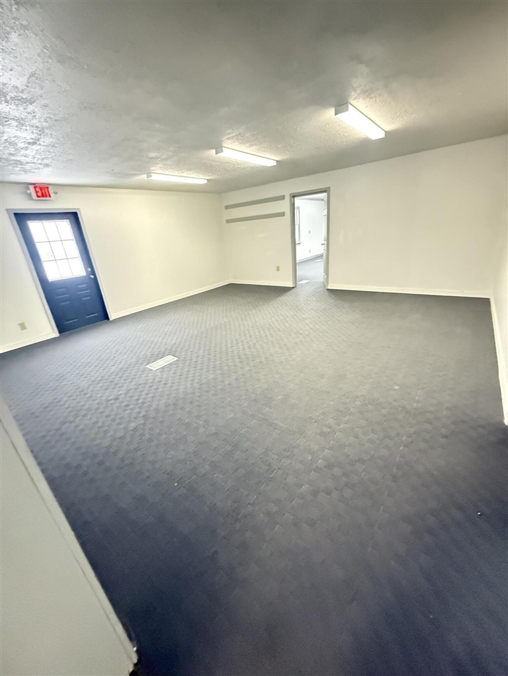 3639 E Apple Avenue, Muskegon, MI, 49442-2752