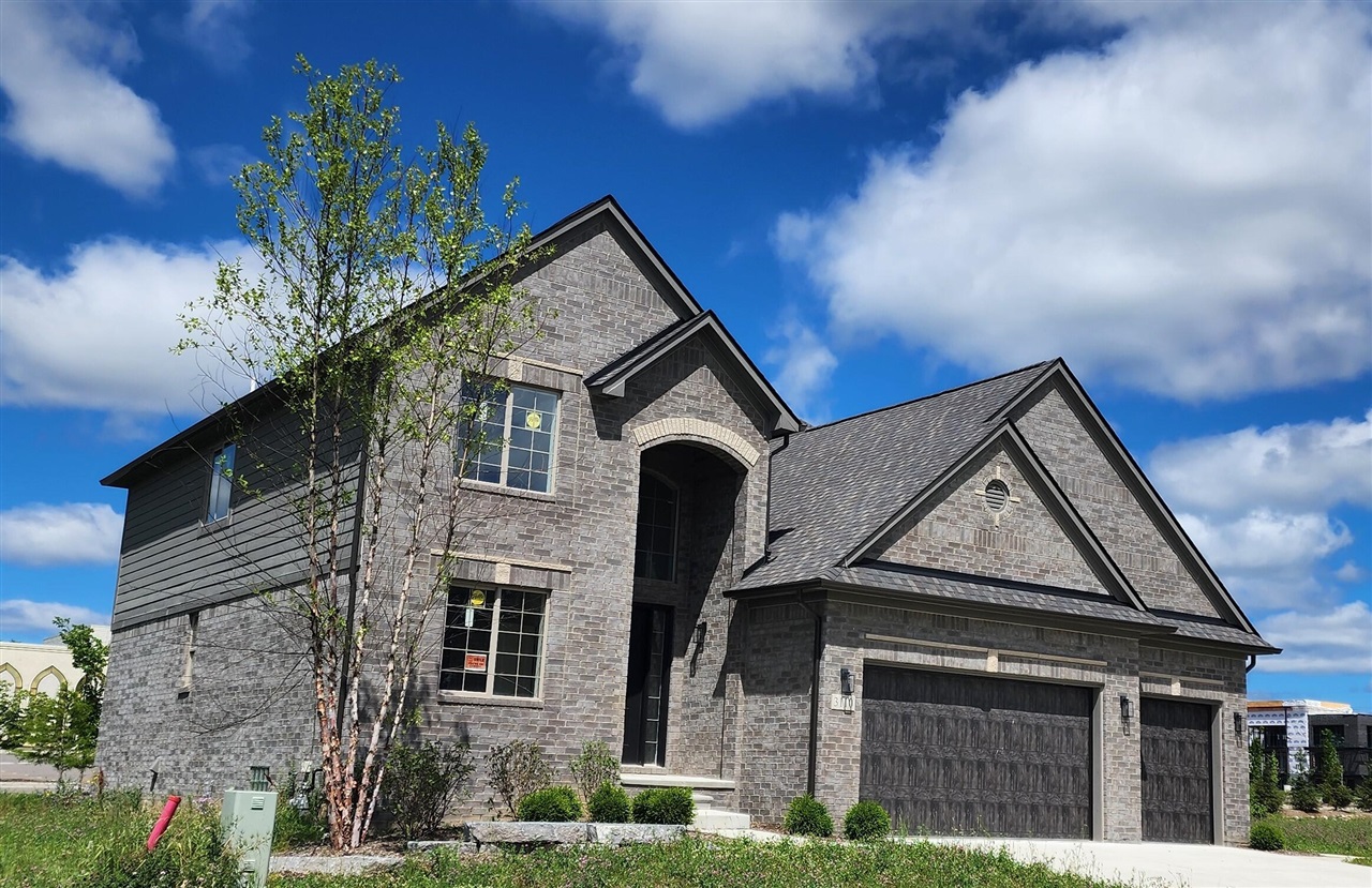 Photo of property for sale at 3110 Raffler Drive, Rochester MI 48307