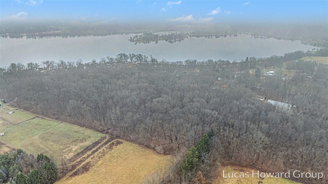 VL E Tu Avenue, Vicksburg, MI, 49097-8441