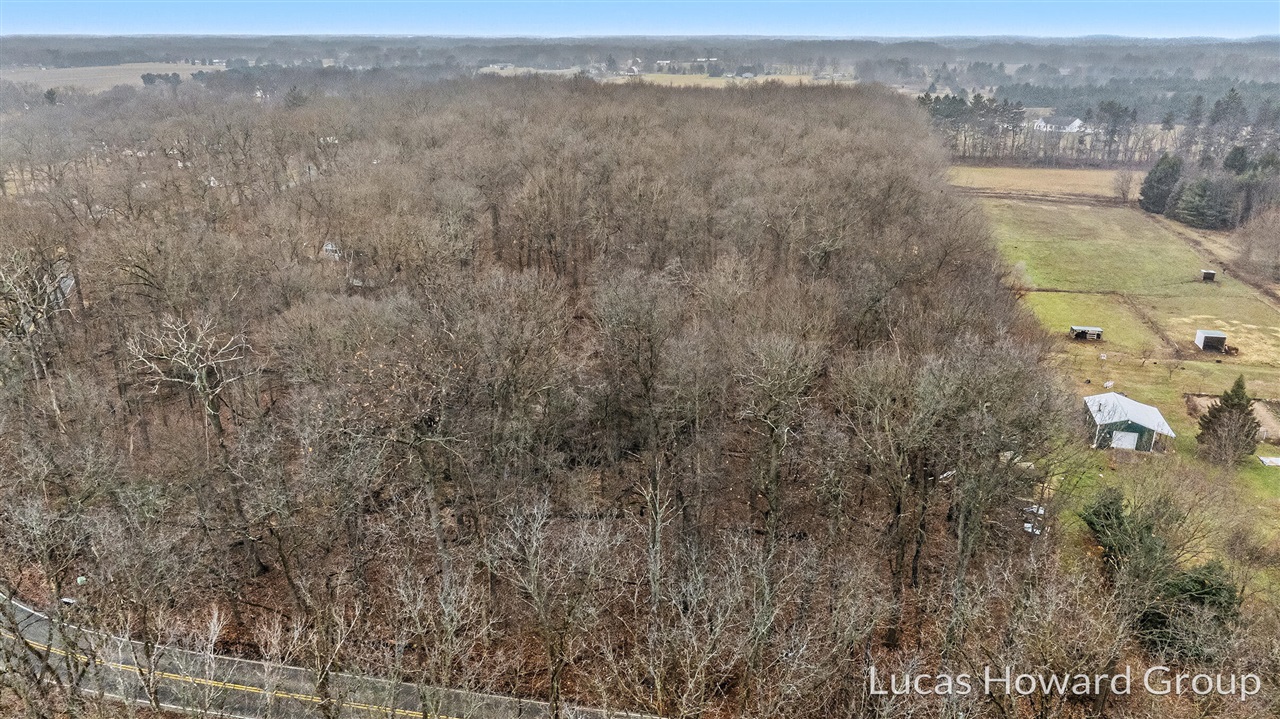 VL E Tu Avenue, Vicksburg, MI, 49097-8441