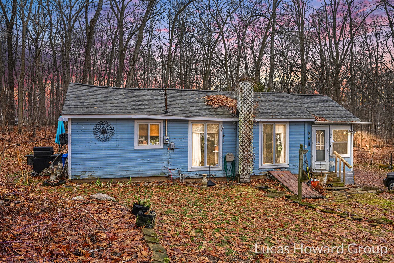 VL E Tu Avenue, Vicksburg, MI, 49097-8441