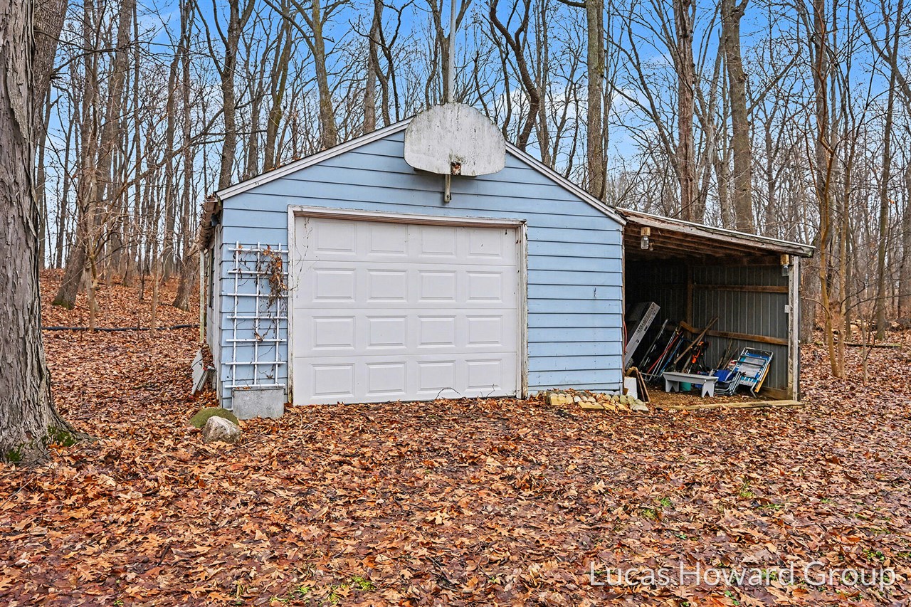 VL E Tu Avenue, Vicksburg, MI, 49097-8441