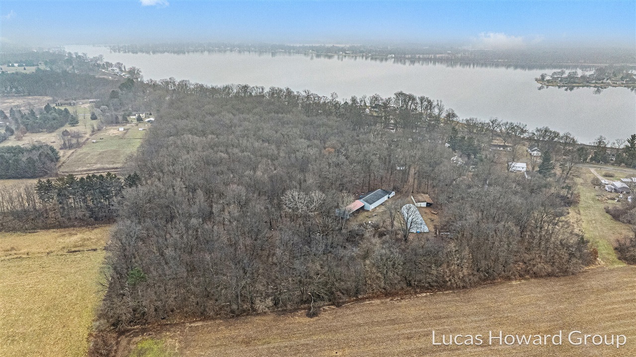 VL E Tu Avenue, Vicksburg, MI, 49097-8441