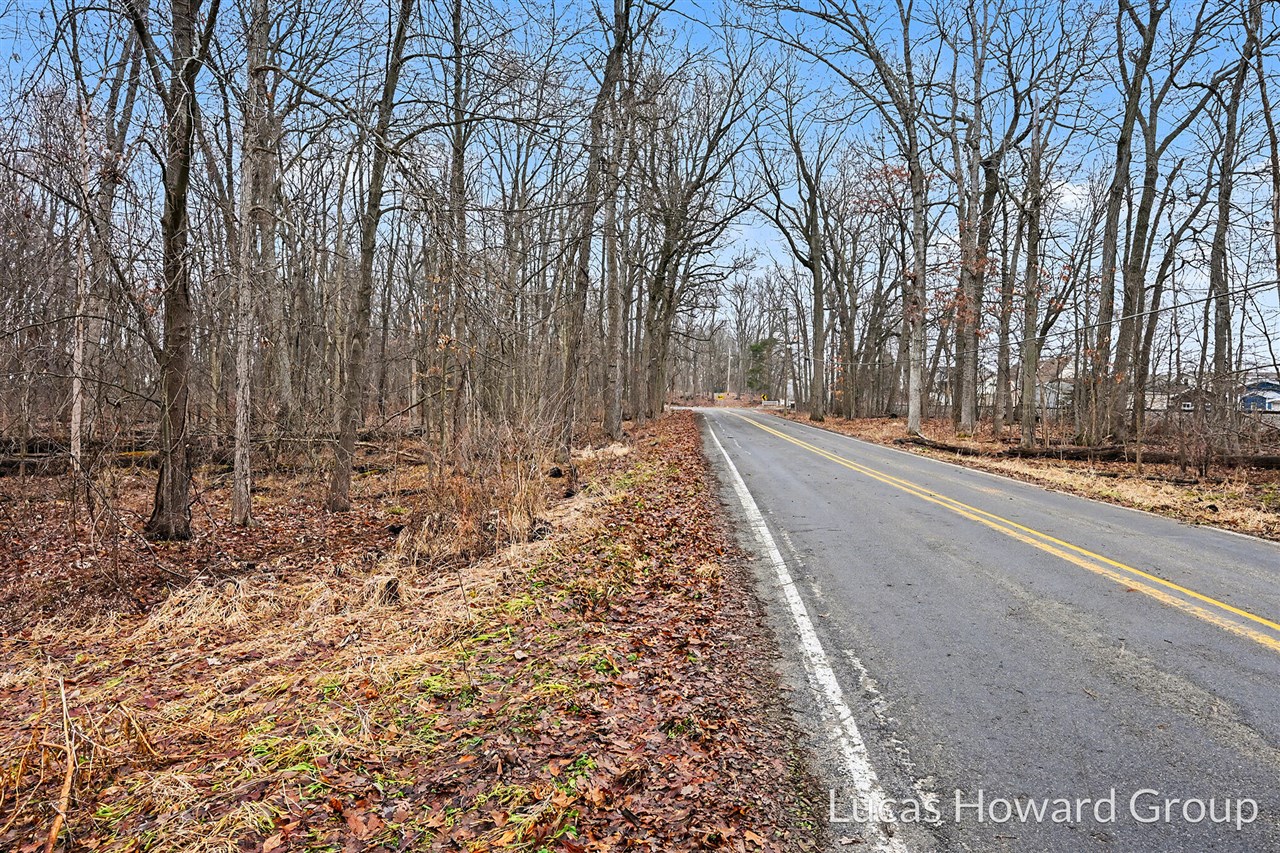 VL E Tu Avenue, Vicksburg, MI, 49097-8441