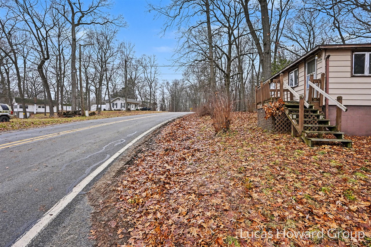 VL E Tu Avenue, Vicksburg, MI, 49097-8441