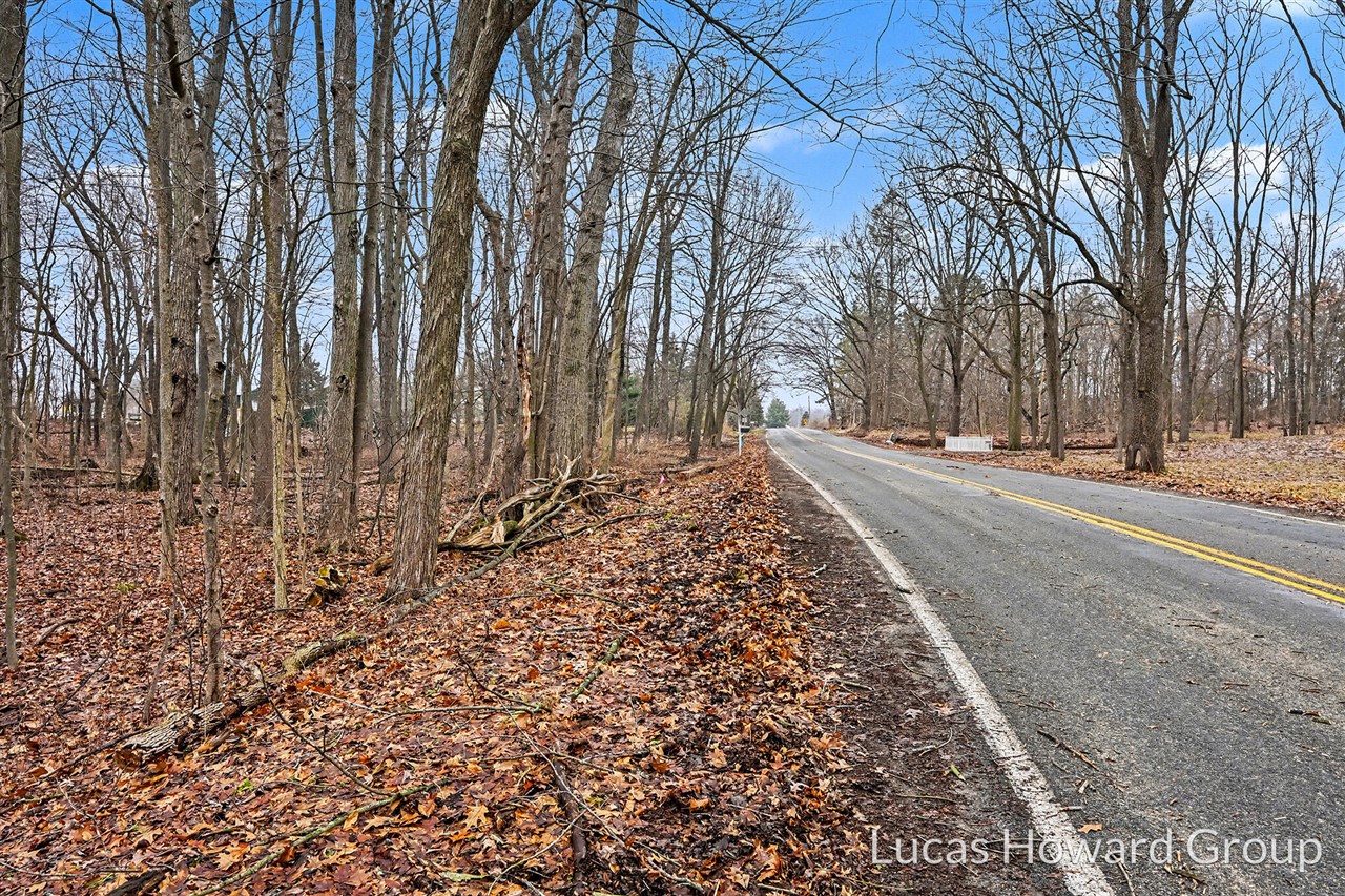 VL E Tu Avenue, Vicksburg, MI, 49097-8441