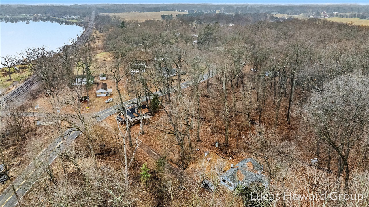 VL E Tu Avenue, Vicksburg, MI, 49097-8441