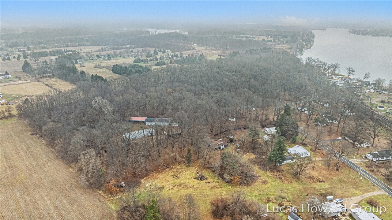 VL E Tu Avenue, Vicksburg, MI, 49097-8441