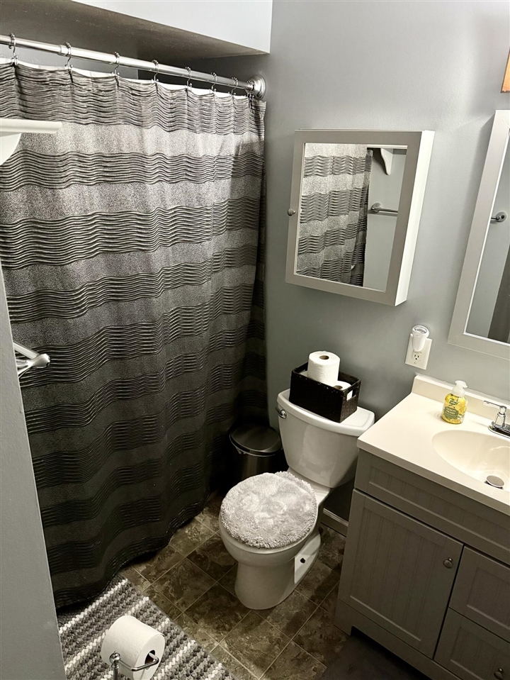 5550 Coit Avenue, Grand Rapids, MI, 49525-1128