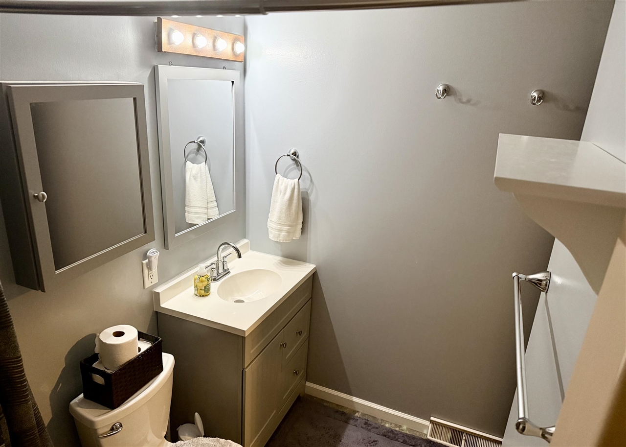 5550 Coit Avenue, Grand Rapids, MI, 49525-1128