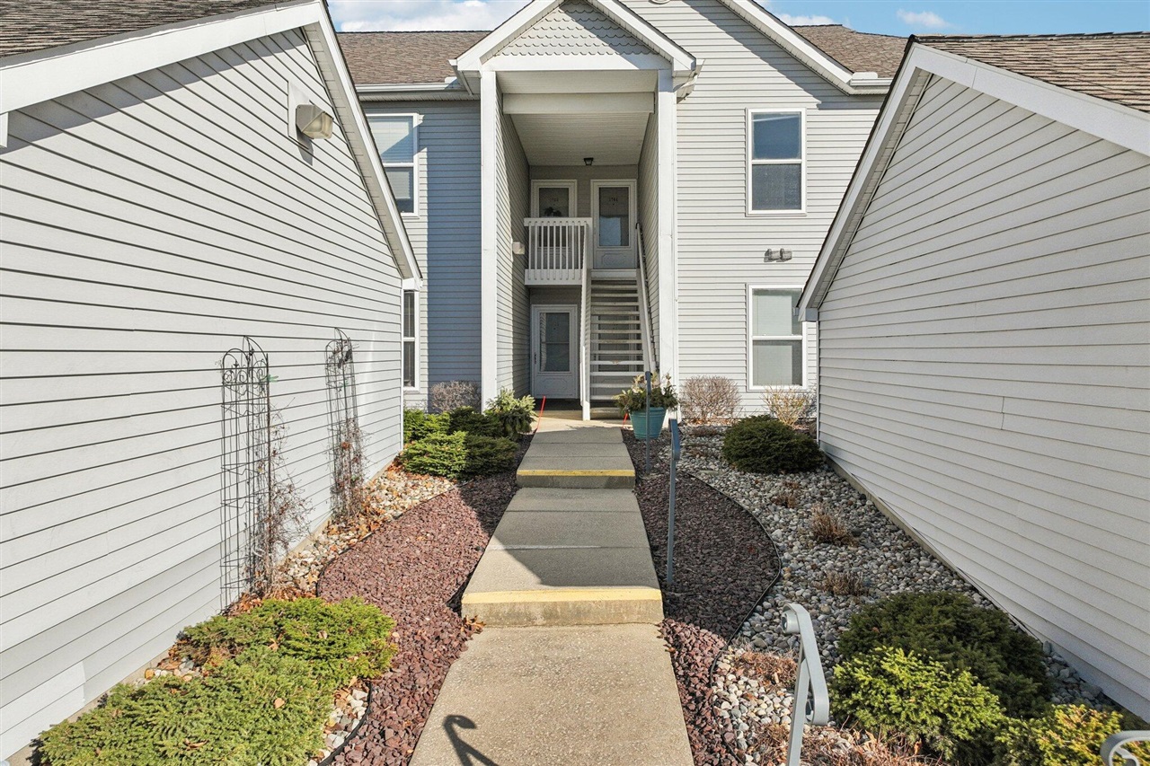 1764 Weatherstone Drive, Ann Arbor, MI, 48108-3391