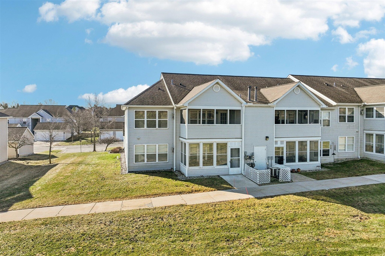 1764 Weatherstone Drive, Ann Arbor, MI, 48108-3391