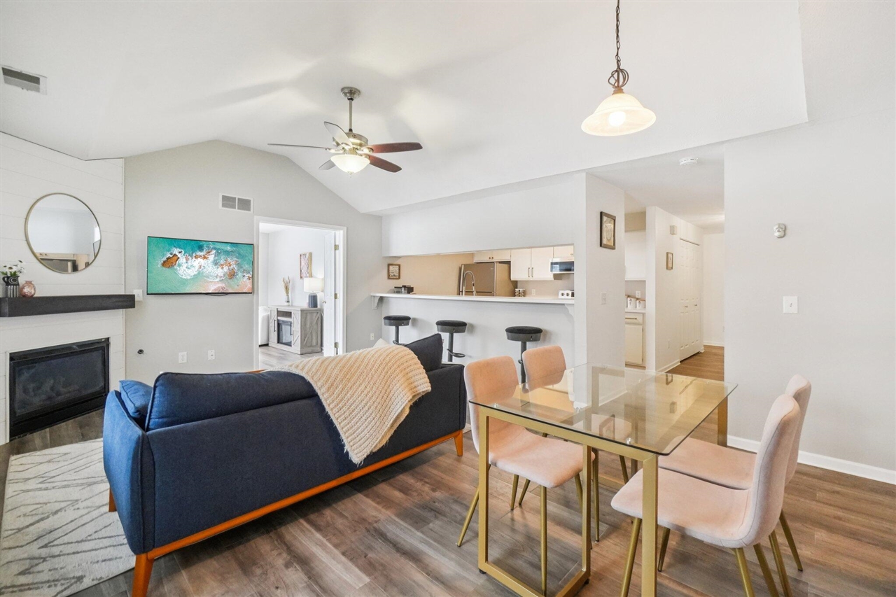 1764 Weatherstone Drive, Ann Arbor, MI, 48108-3391