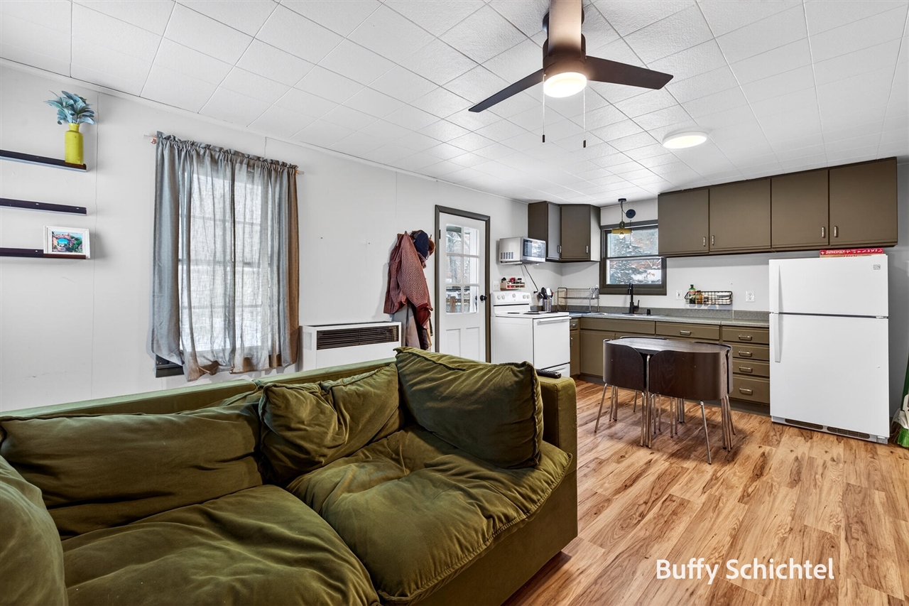 6716 Chapman Avenue, Newaygo, MI, 49337-9584