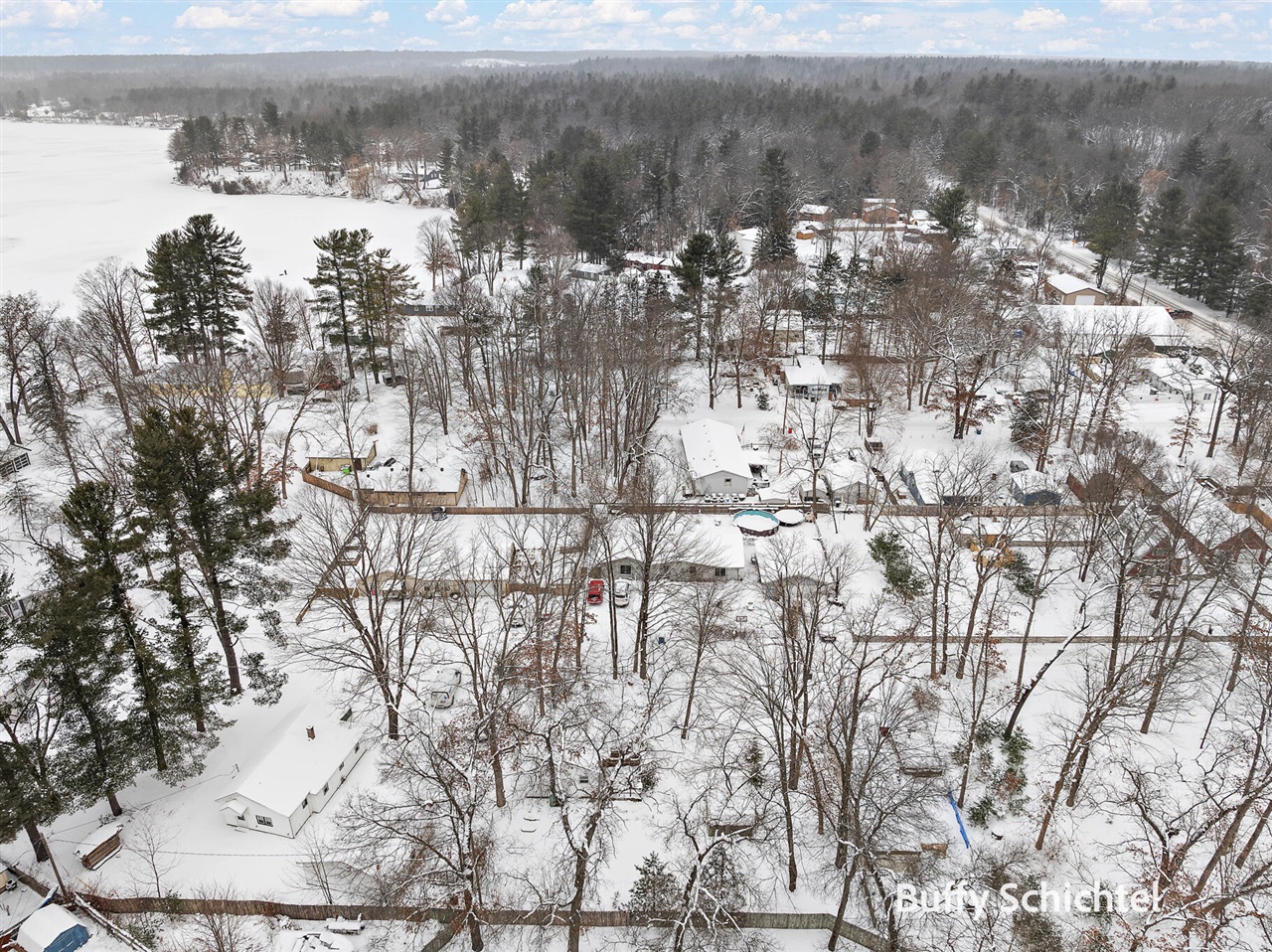 6716 Chapman Avenue, Newaygo, MI, 49337-9584