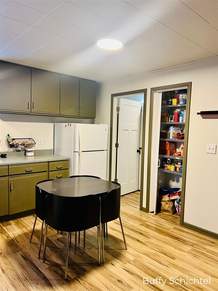 6716 Chapman Avenue, Newaygo, MI, 49337-9584