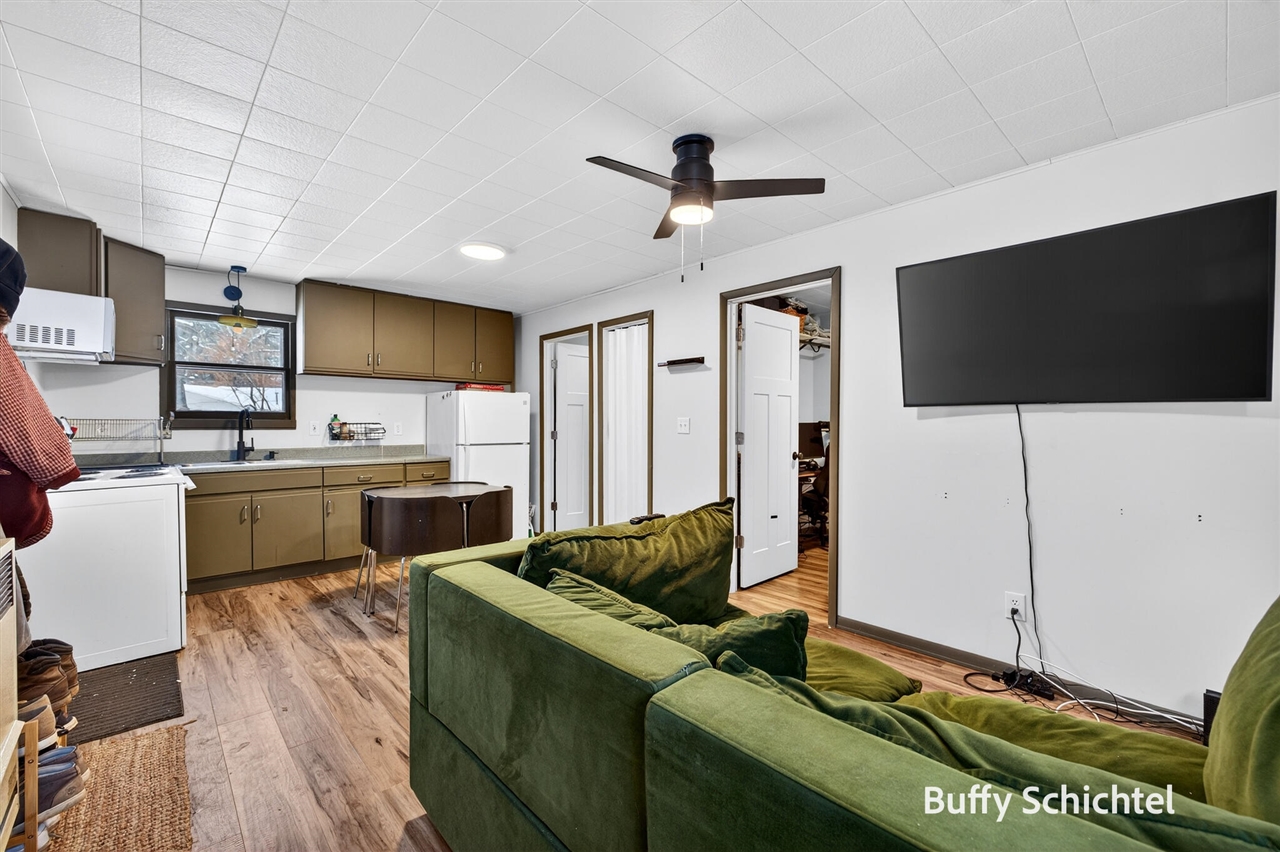 6716 Chapman Avenue, Newaygo, MI, 49337-9584