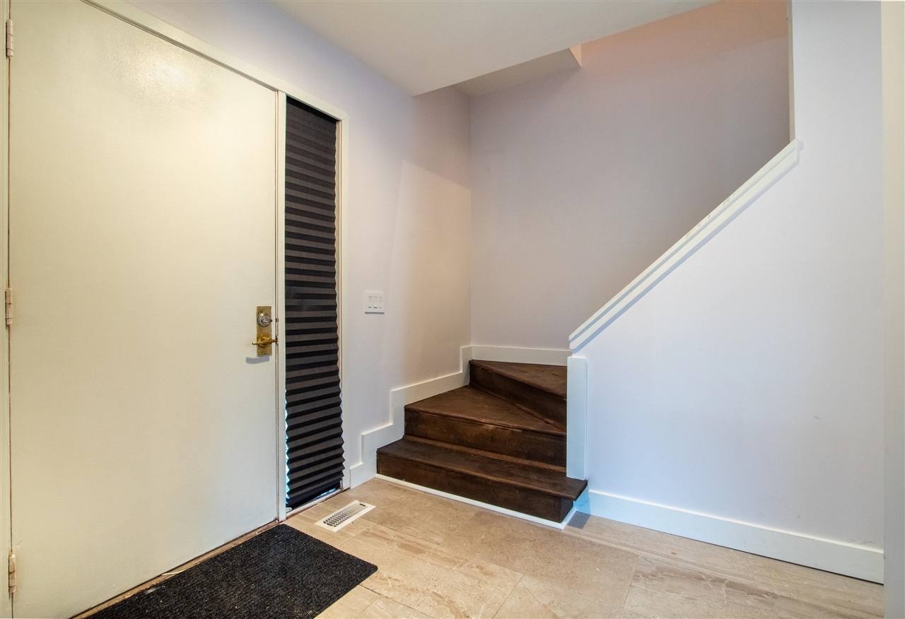 209 Paisley Court, Kalamazoo, MI, 49007