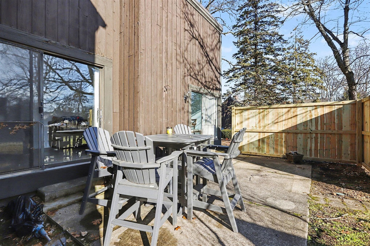 209 Paisley Court, Kalamazoo, MI, 49007