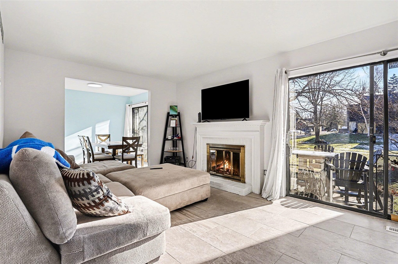 209 Paisley Court, Kalamazoo, MI, 49007