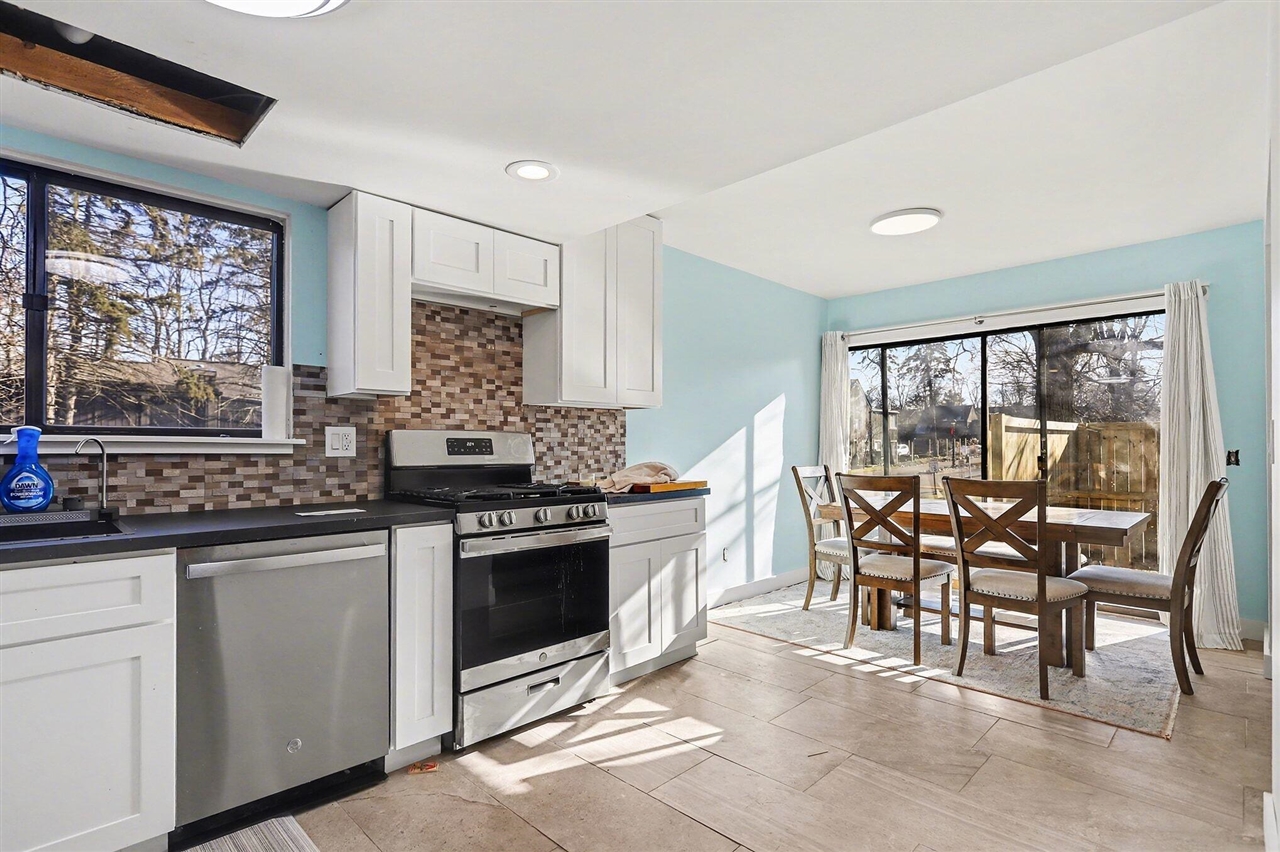 209 Paisley Court, Kalamazoo, MI, 49007