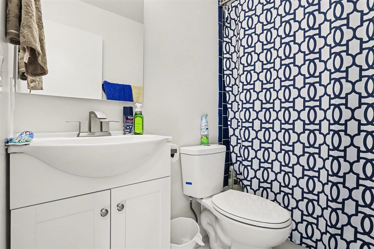 209 Paisley Court, Kalamazoo, MI, 49007