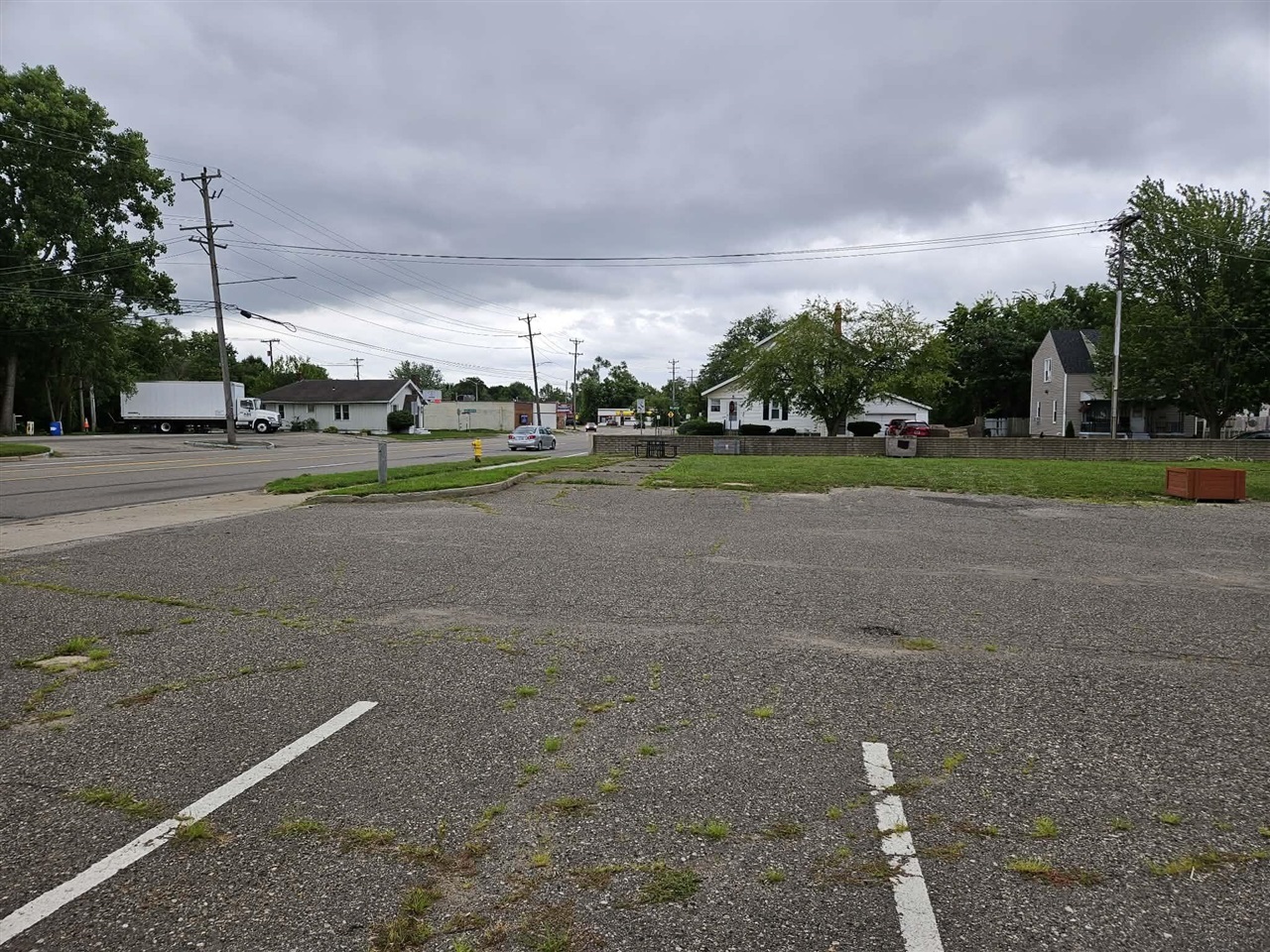 Homes for sale in Ypsilanti, MI | 210 Ecorse Rd, Ypsilanti, MI 48198 | MLS# 70511407