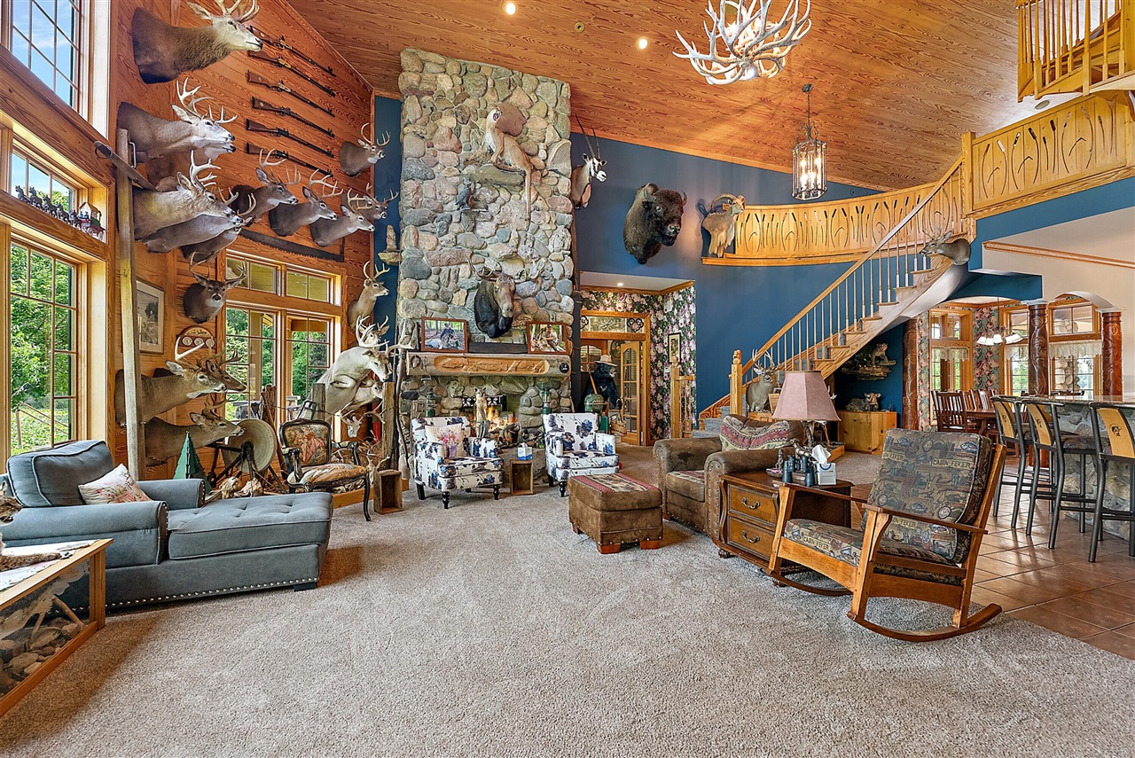 E Street, Grant, MI, 49327-9654