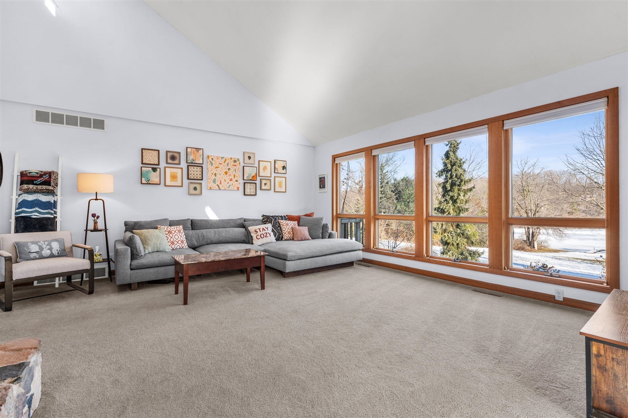 13855 Belding Road, Belding, MI, 48809-9630