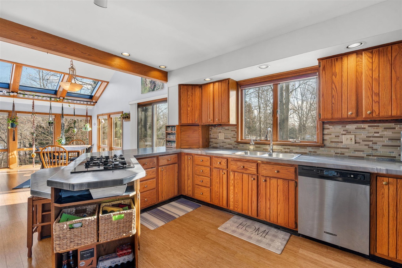 13855 Belding Road, Belding, MI, 48809-9630