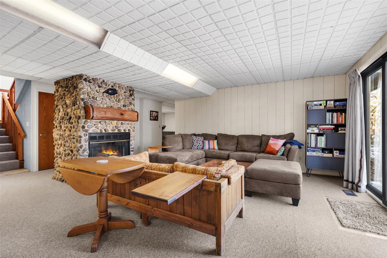 13855 Belding Road, Belding, MI, 48809-9630