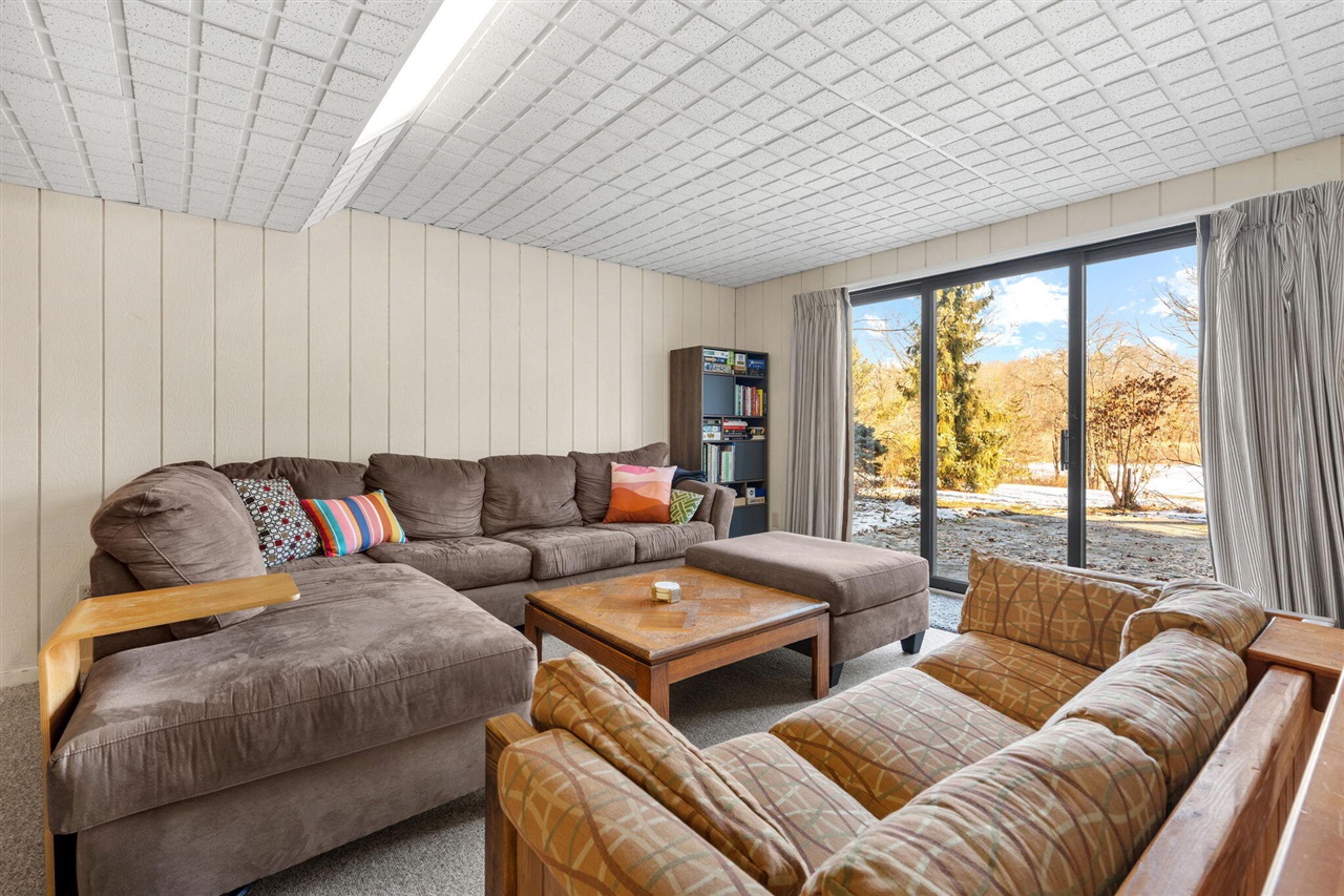 13855 Belding Road, Belding, MI, 48809-9630