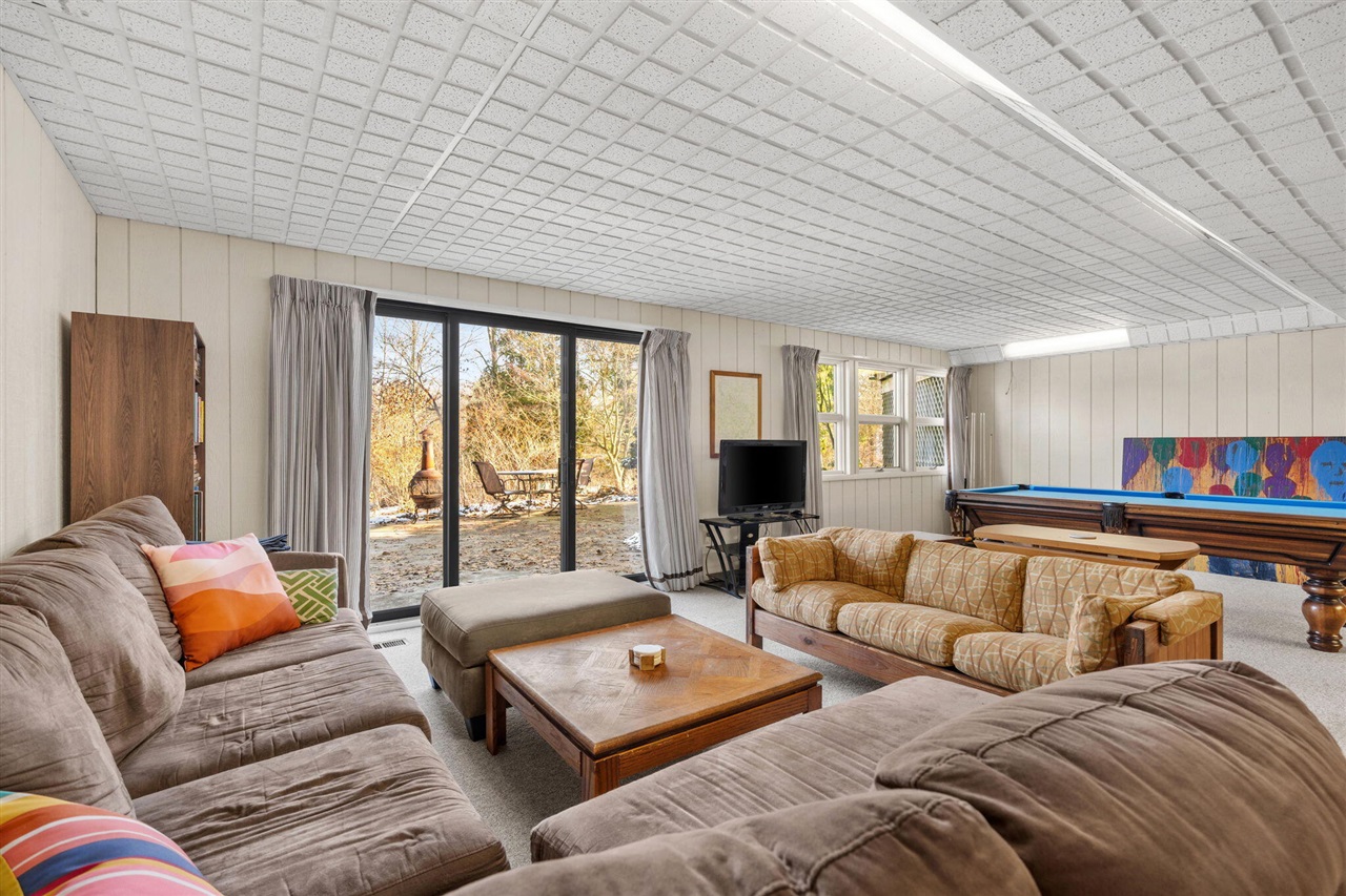 13855 Belding Road, Belding, MI, 48809-9630