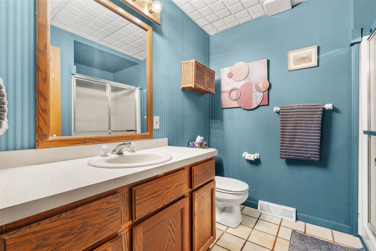 13855 Belding Road, Belding, MI, 48809-9630