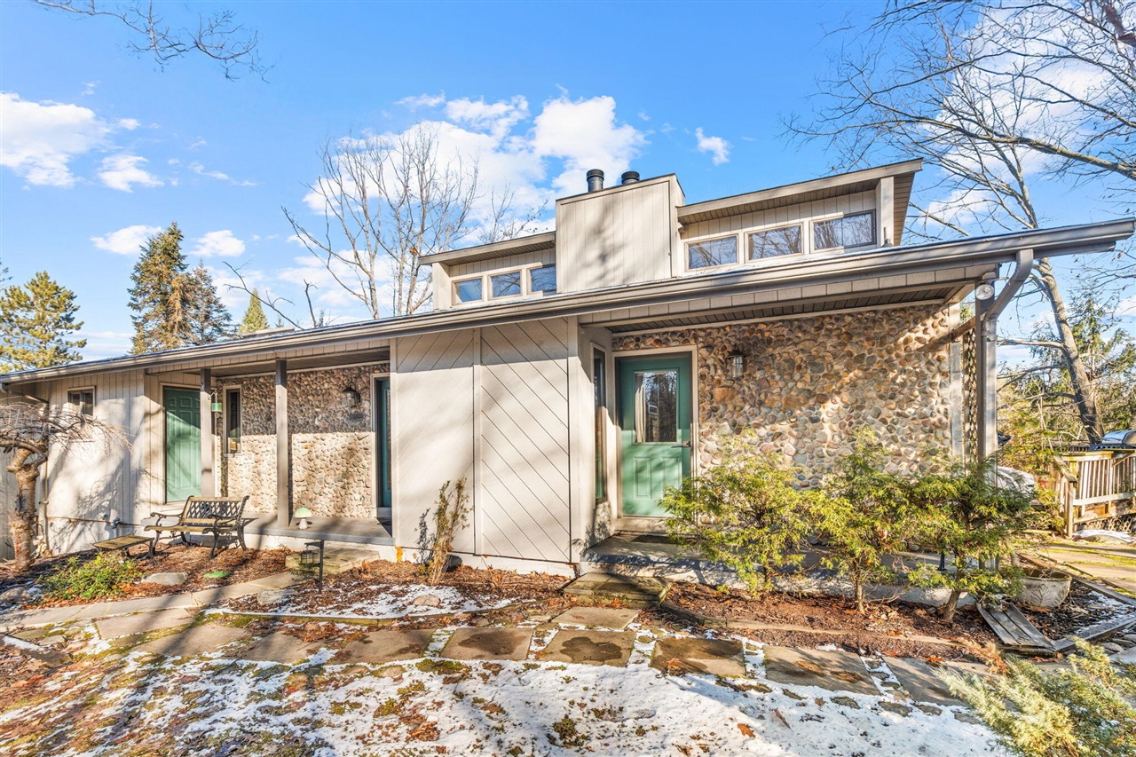 13855 Belding Road, Belding, MI, 48809-9630