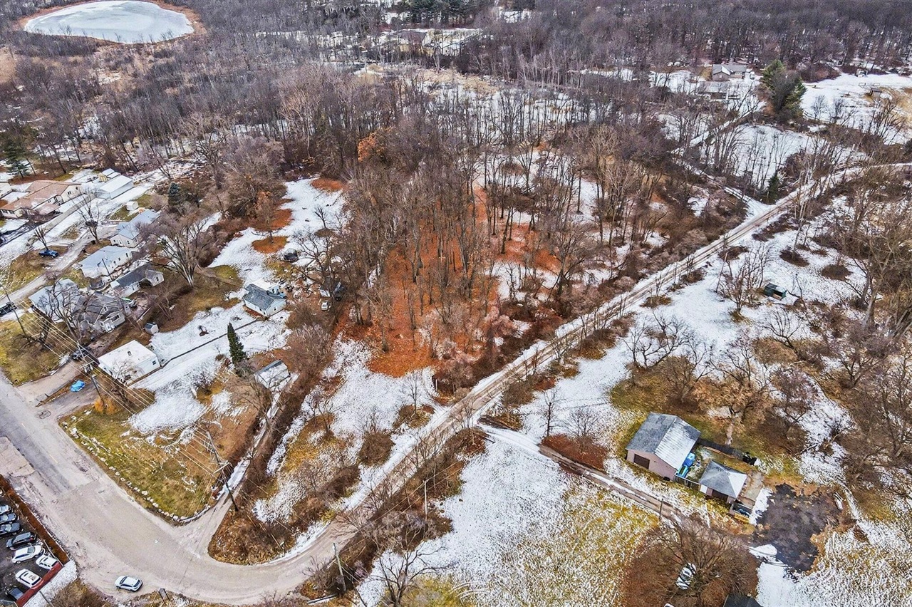 Vl Winters Lane, Whitmore Lake, MI, 48189