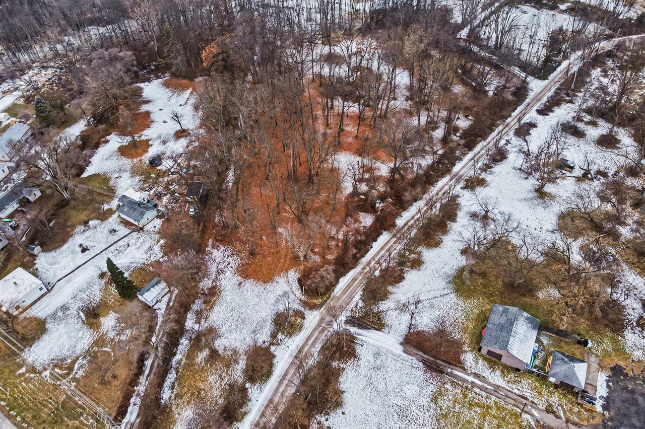 Vl Winters Lane, Whitmore Lake, MI, 48189